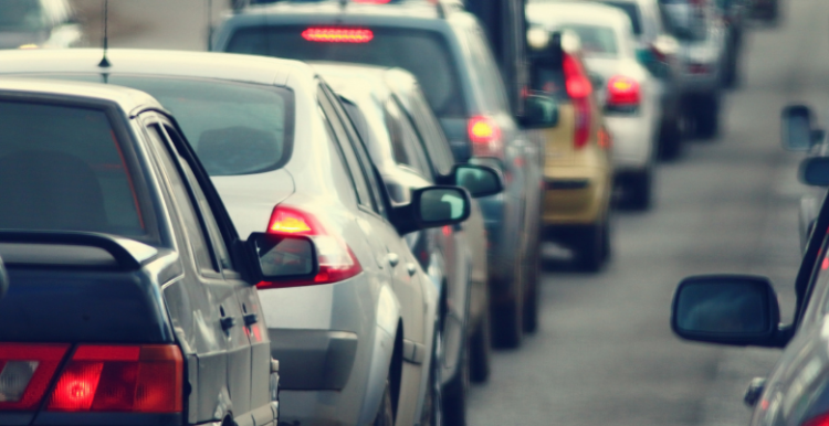 Image of a queue of traffic